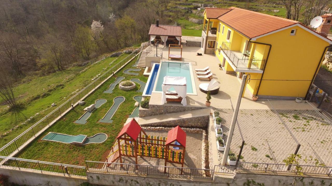 Villa Bambi มอชเชนิชกา ดรากา ภายนอก รูปภาพ